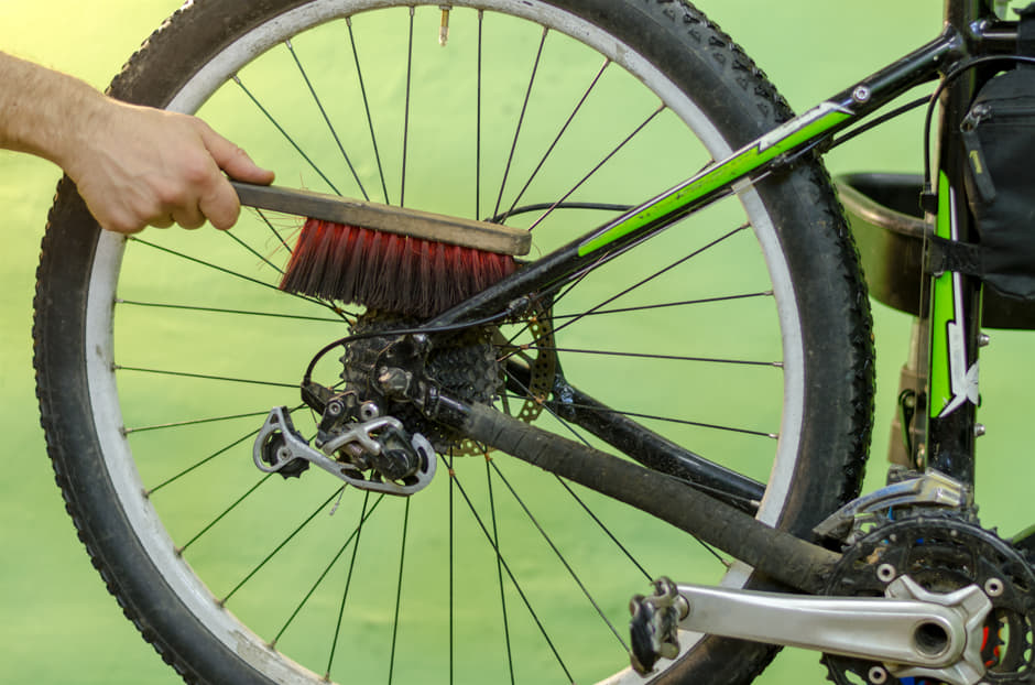 como lavar una bicicleta electrica