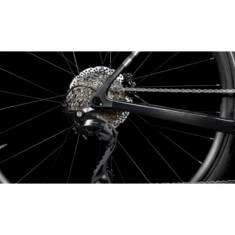 Cube Attain C:62 Race 2025 - Envio em 24h
