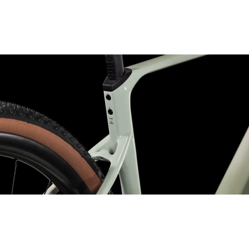 Cube Nuroad C:62 EX 2025 - expedição 24h
