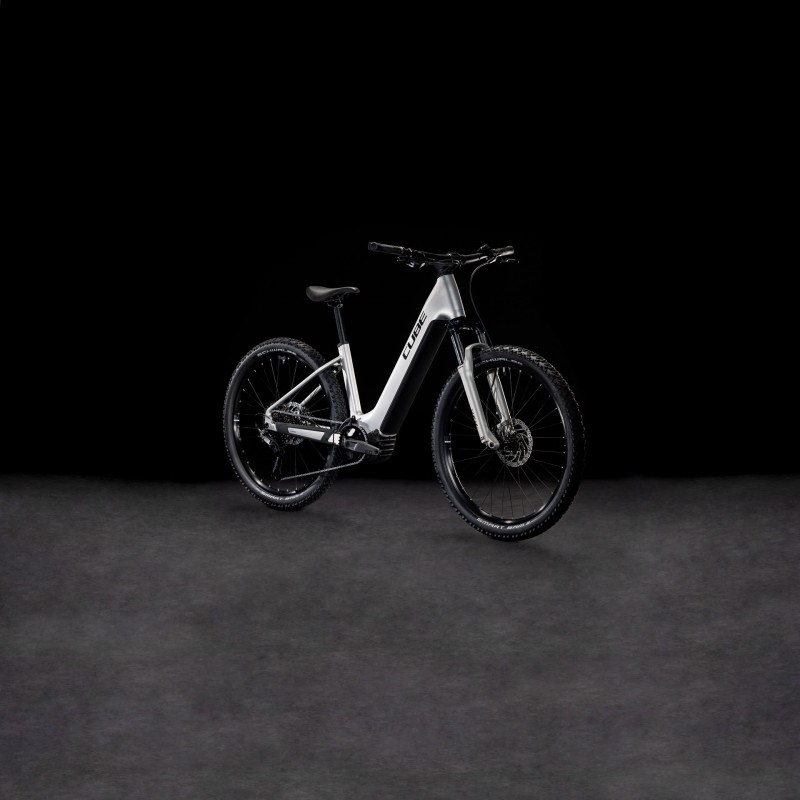 Cube Reaction Hybrid One 600 2025 Easy Entry - envío 24h