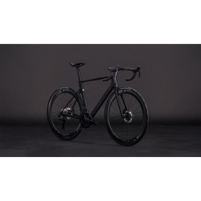 Cube Litening Air C:68X Race 2026 | Bicicleta de estrada ultraleve e aerodinâmica