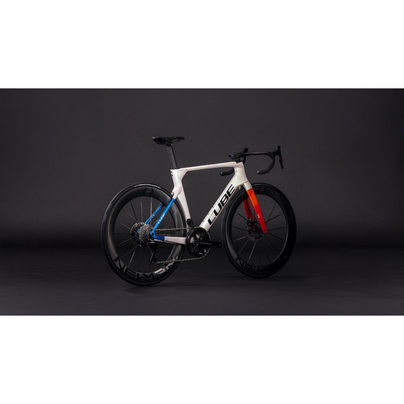 Cube Litening Aero C:68X SLT 2026 | Aerodinâmica e velocidade