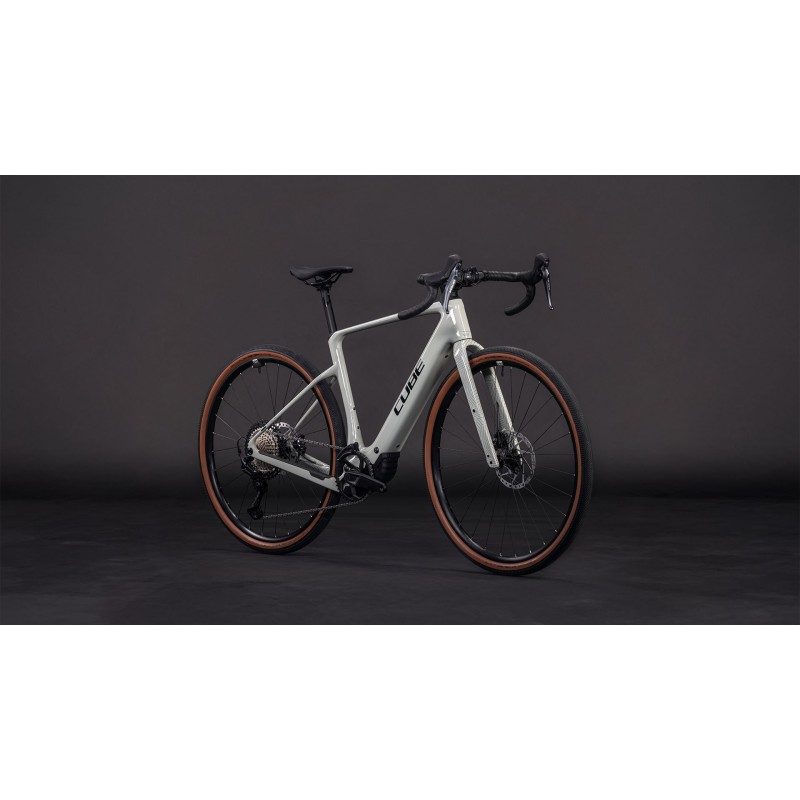 Cube Nuroad Hybrid C:62 Race 400X 2026 | E-Gravel leve e potente