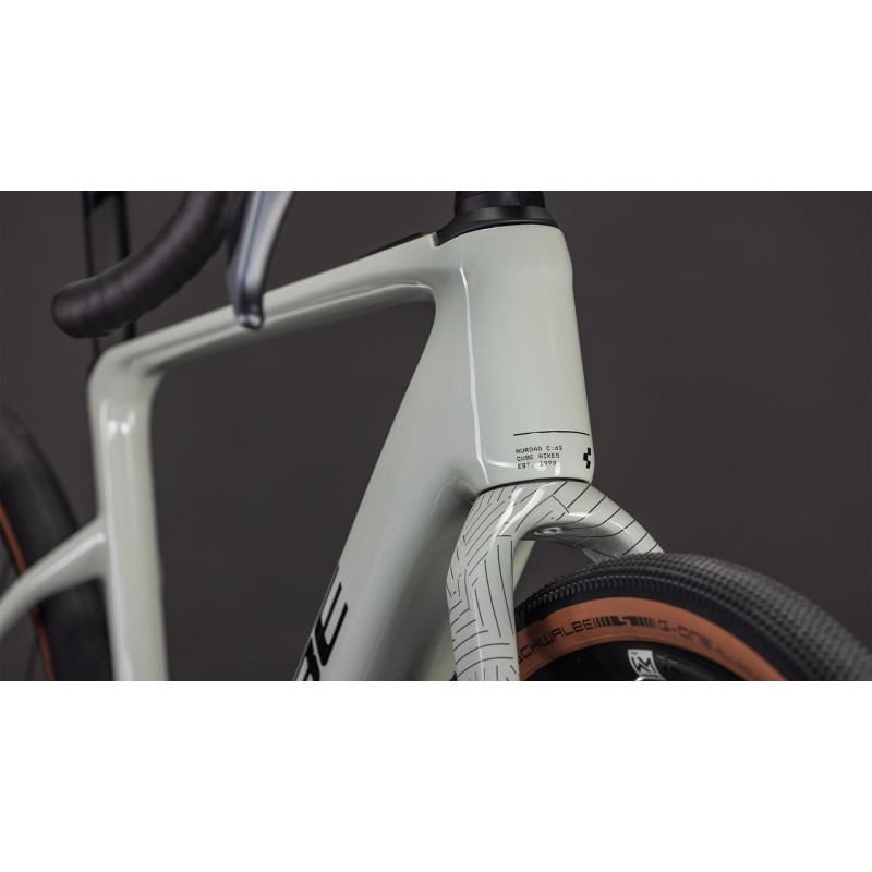 Cube Nuroad Hybrid C:62 Race 400X 2026 | E-Gravel leve e potente