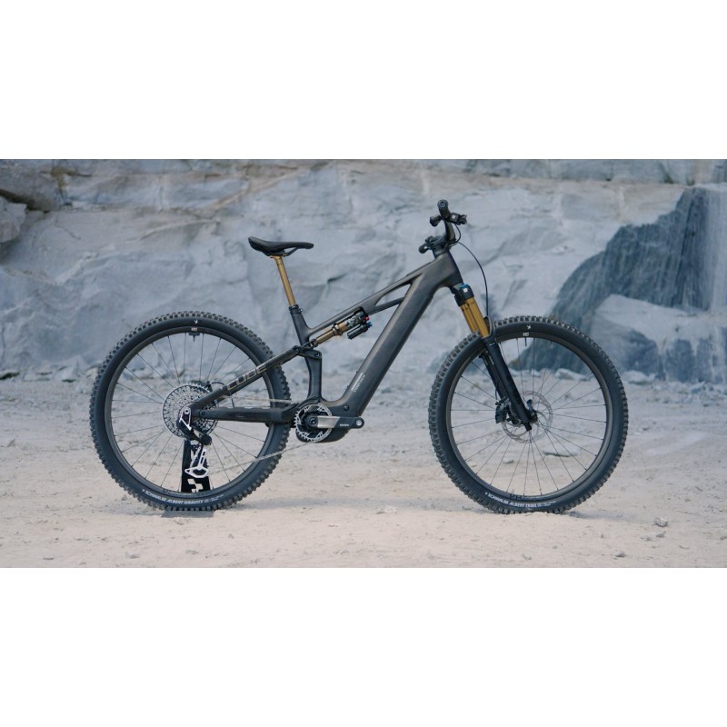 CUBE Stereo Hybrid ONE44 HPC SLT 2026 | Potencia y ligereza eMTB