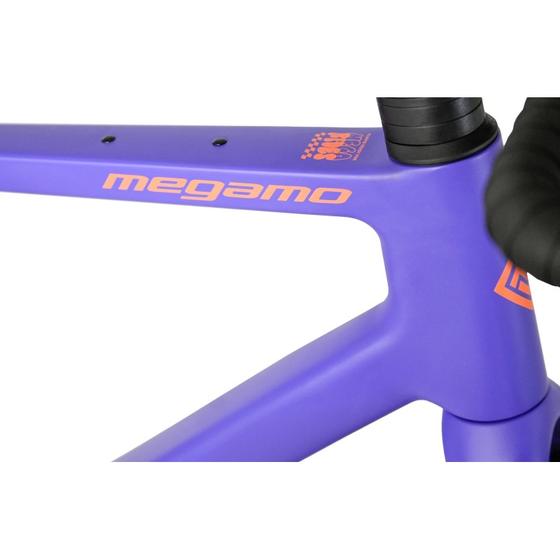 Megamo West 03 2026 – Gravel carbono con Shimano GRX Di2