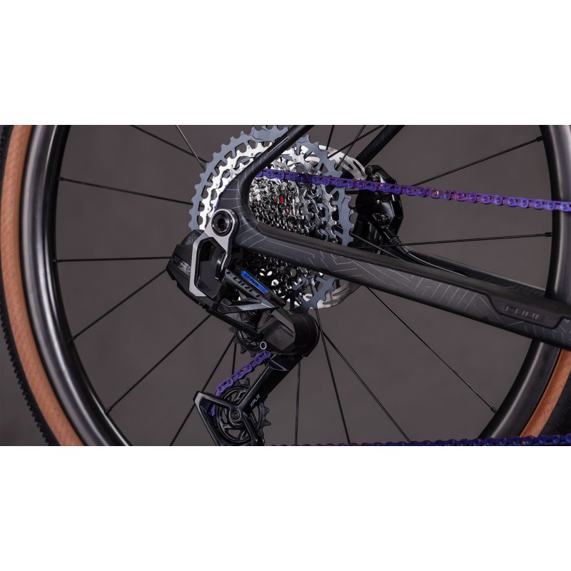 Cube Nuroad C:62 EXC 2026 | Gravel de carbono leve e rápida
