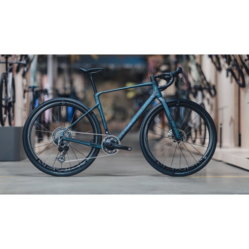 Cube Nuroad C:62 SLT 2026 | Gravel de carbono leve e rápida