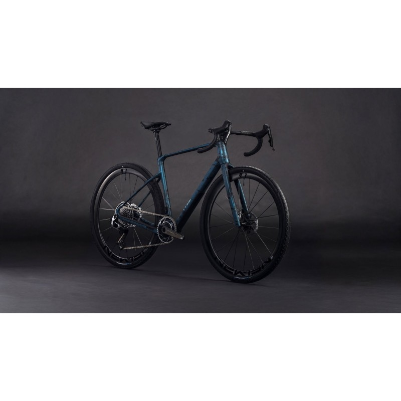 Cube Nuroad C:62 SLT 2026 | Gravel de carbono leve e rápida
