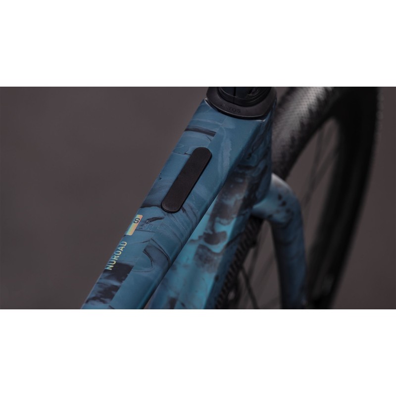 Cube Nuroad C:62 SLT 2026 | Gravel de carbono leve e rápida