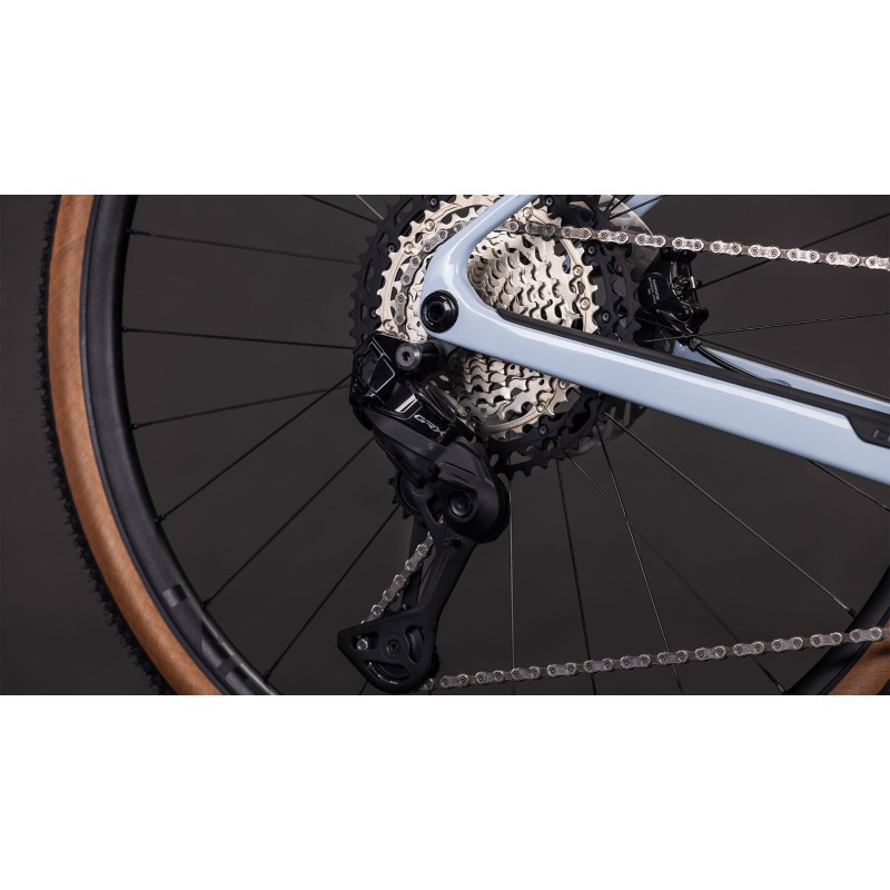 Cubo nuroad híbrido C: 62 SLX 400X 2026 | Cascalho elétrico premium