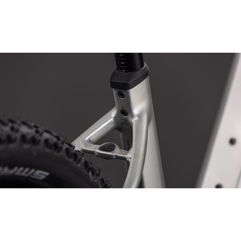 Cube Reaction Hybrid One 800 2026 ENTRADA FÁCIL | Poder e conforto