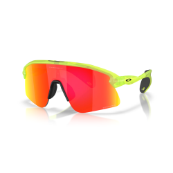 OAKLEY STUNT DEVIL S MATTE URANIUM LENTE PRIZM RUBY 951803