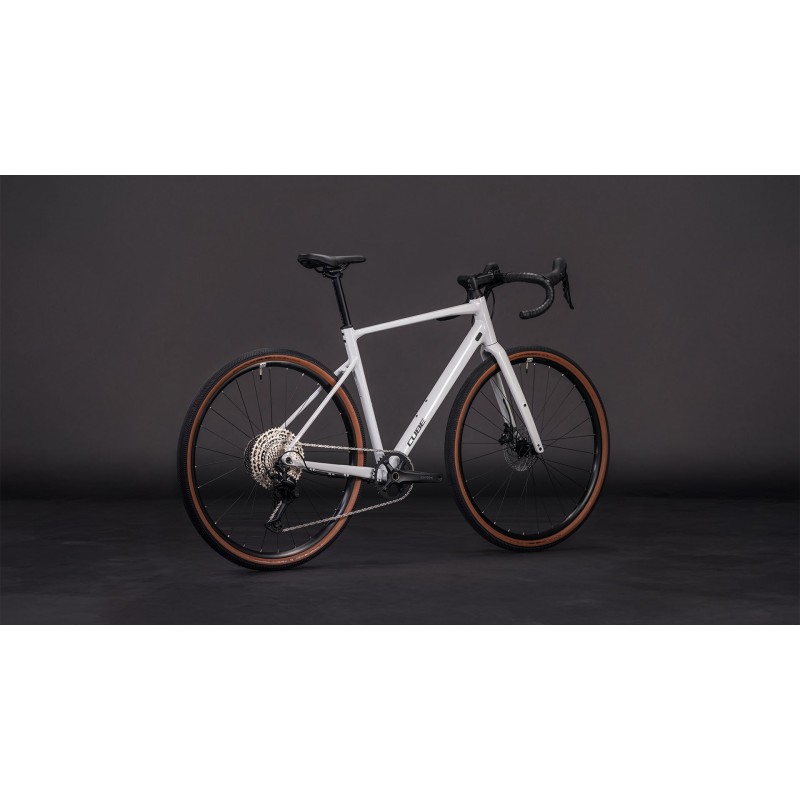 Cube Nuroad EX 2026 – Gravel ligera, rápida y versátil