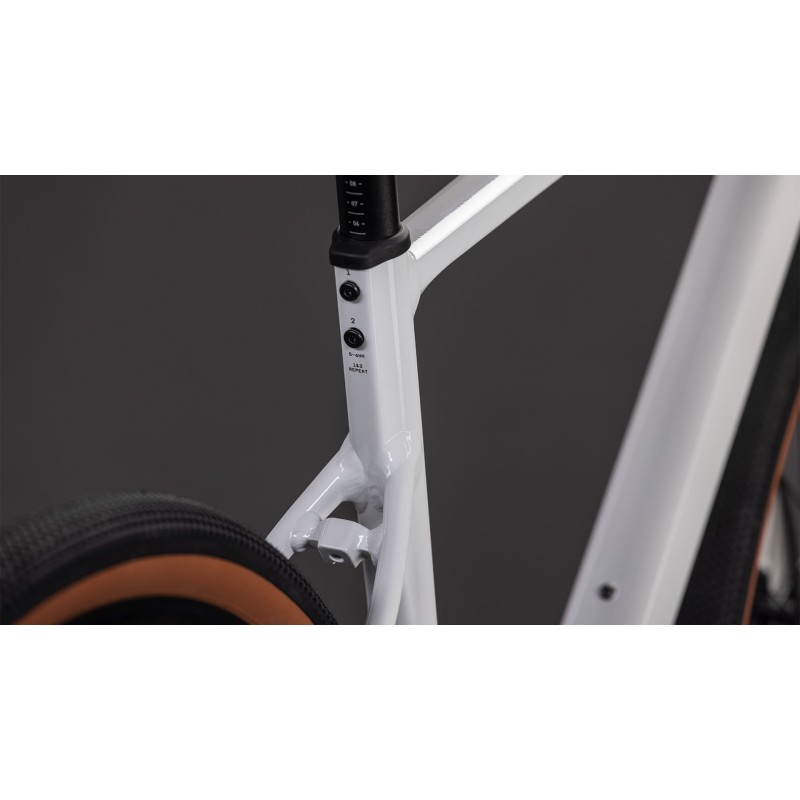 Cube Nuroad EX 2026 – Gravel ligera, rápida y versátil