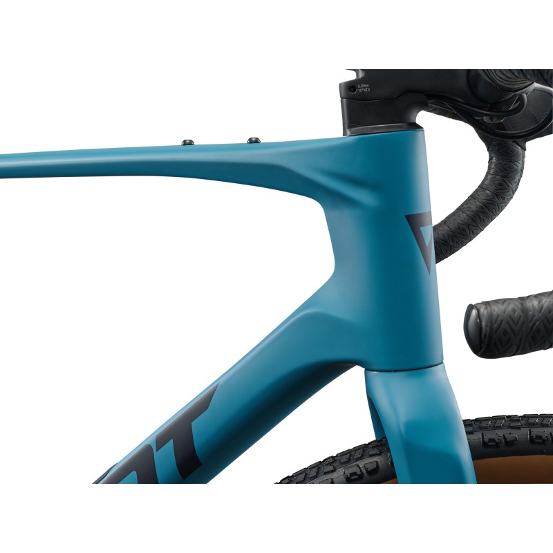 Giant Revolt Advanced 3 2026 | Cascalho versátil