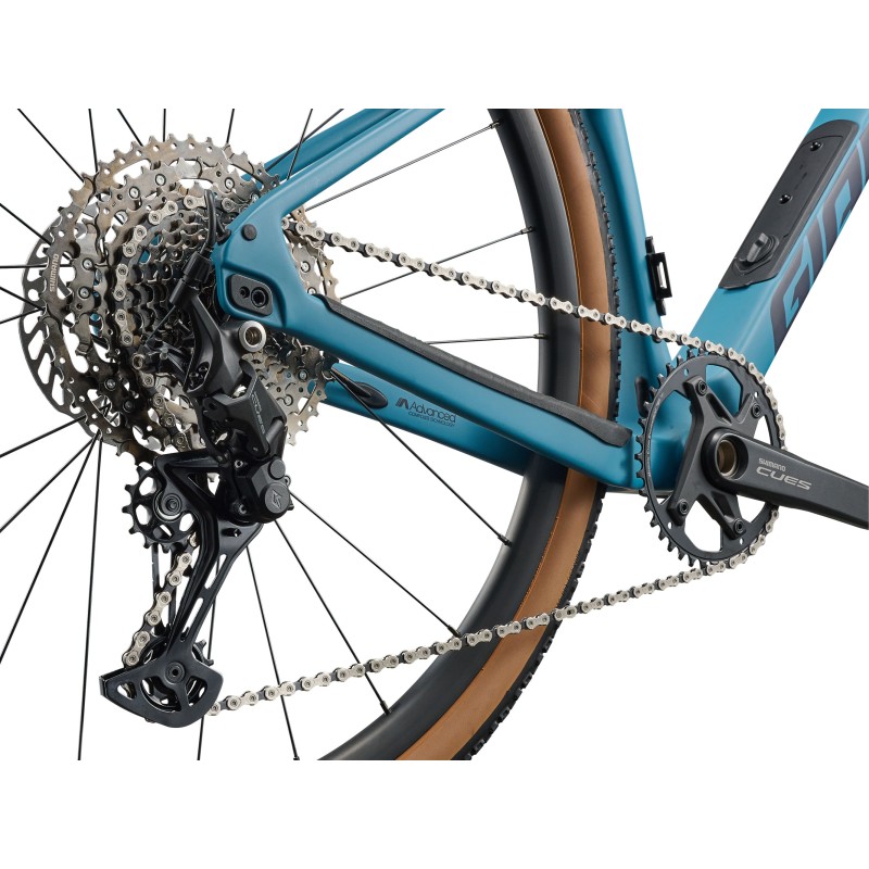 Giant Revolt Advanced 3 2026 | Cascalho versátil