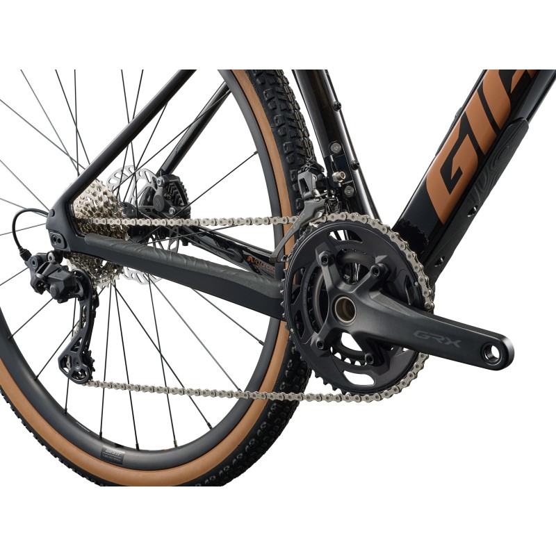 Giant Revolt Advanced 2 2026 | Gravel de carbono rápida e versátil