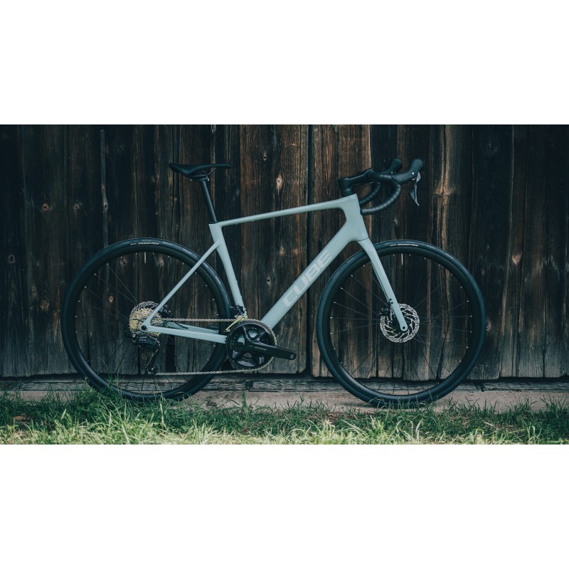 Cube Attain C:62 Race 2026 - envío 24h