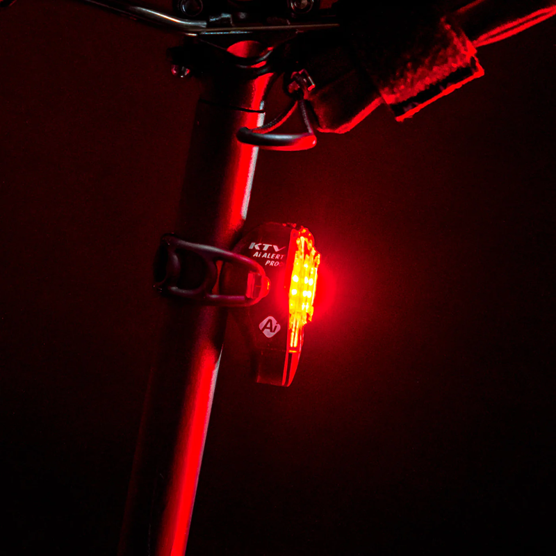 Lezyne KTV PRO + Ai ALERT REAR Luz Traseira - envio 24h