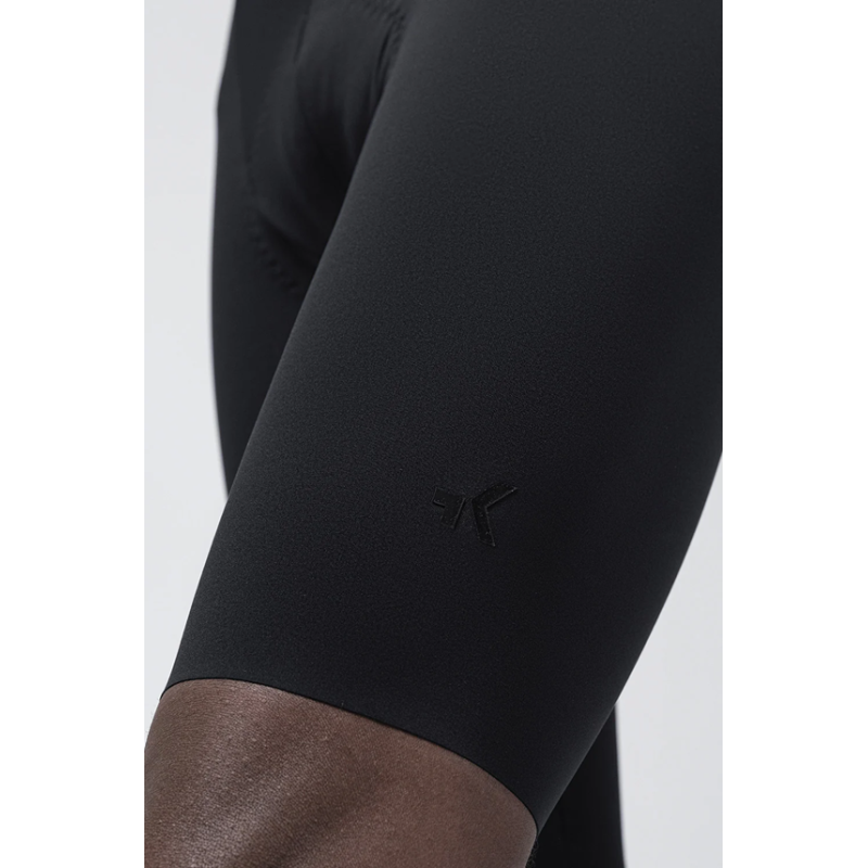 Gobik X K10 Negro Hombre — Culotte Corto Ciclismo con Badana K10