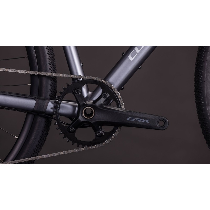 Cube Nuroad SLX 2026 | Gravel leve e rápida em carbono