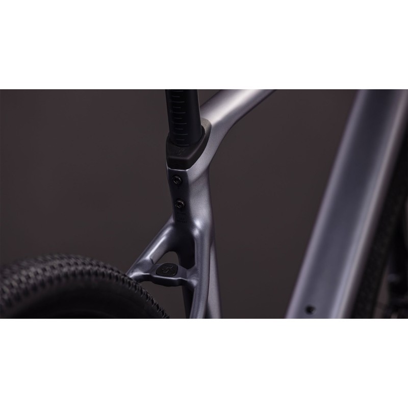 Cube Nuroad SLX 2026 | Gravel leve e rápida em carbono