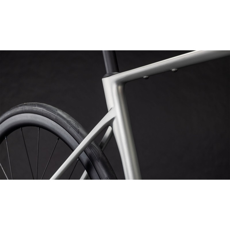 Cube Attain C:62 SLX 2026 | Bicicleta de Estrada de Carbono Shimano 105