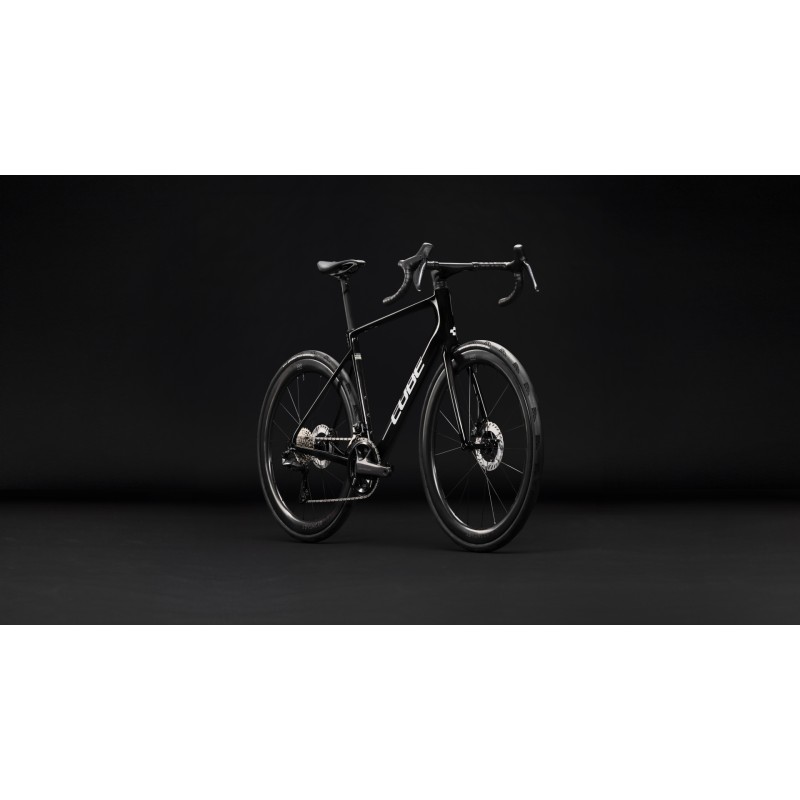 Cube Attain C:62 SLT 2027 | Ultegra Di2 e Carbono