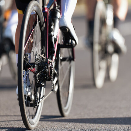 Guía definitiva de cubiertas y ruedas de bicicleta: Cómo elegir, presiones, tubeless y mantenimiento