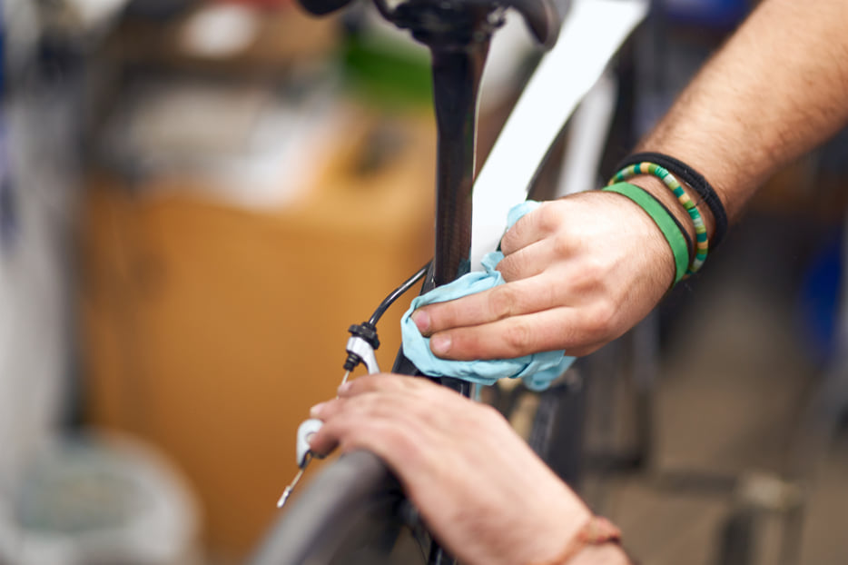 como lavar bicicleta electrica